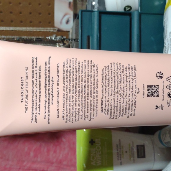 Tanologist Self Tanning Lotion - Picture 4 of 4